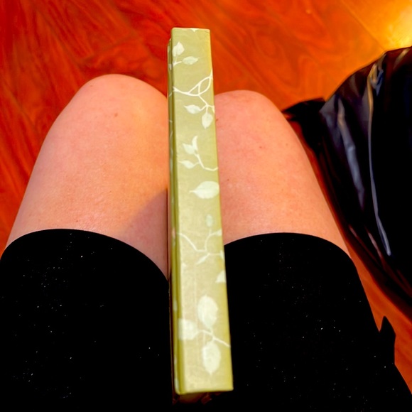 Brand New Hardback phone and address Book - Picture 6 of 9